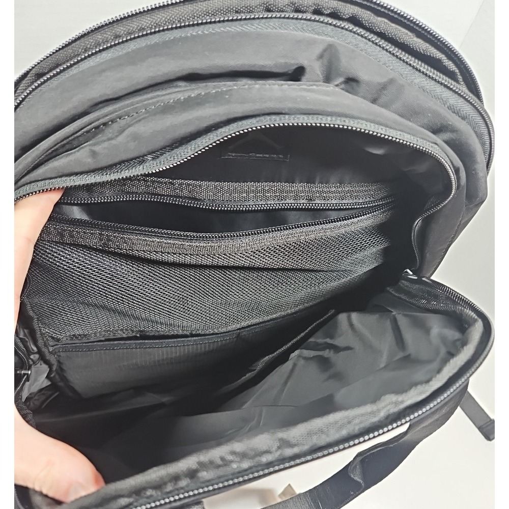 Nike Jordan Black Laptop Backpack Shoe Compartment Travel School Gym Bag NWT - Picture 9 of 11